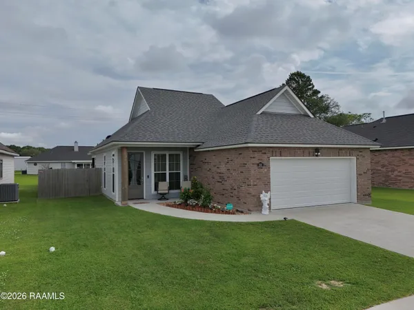 $285,000 | 202 Earls Court, Maurice, LA 70555
