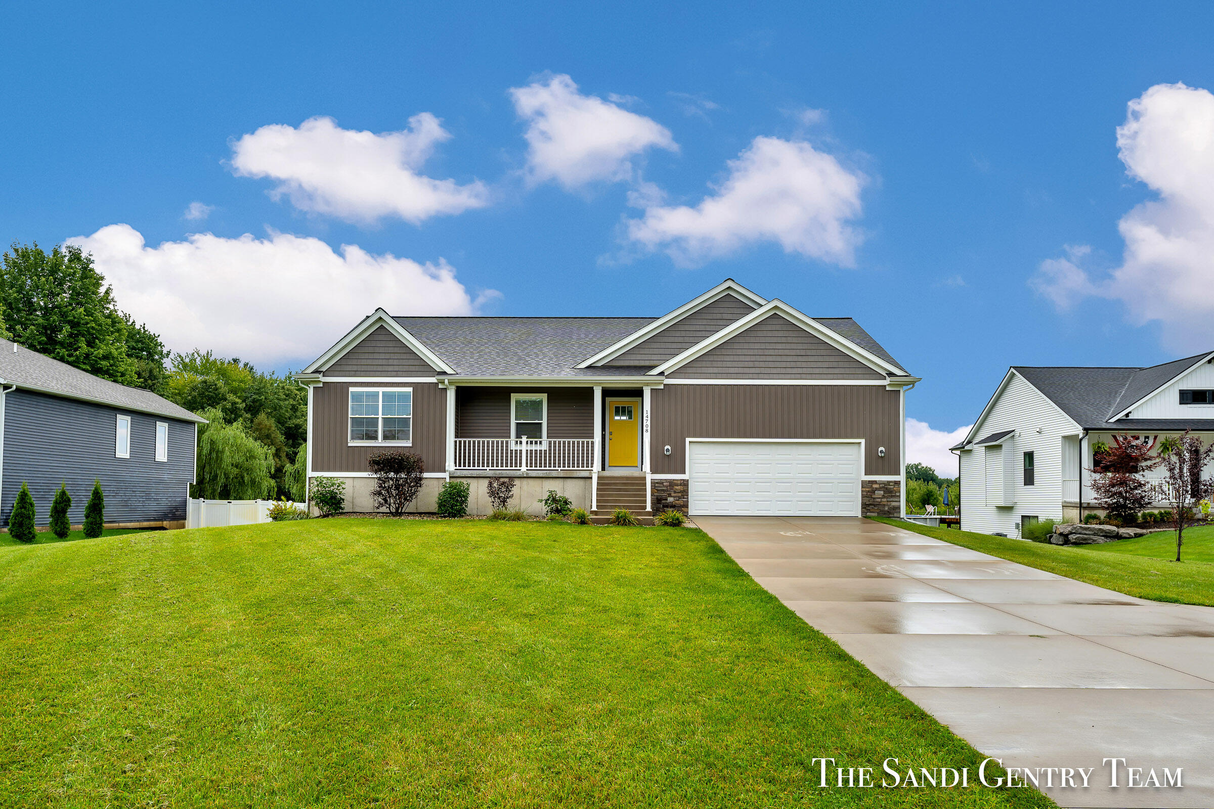 14708 Leonard Road Spring Lake, MI 49456 - Photo 1 of 53 AIV00265