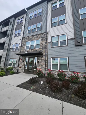 $312,000 | 151 McCormick Circle, Unit 203, Winchester, VA 22602