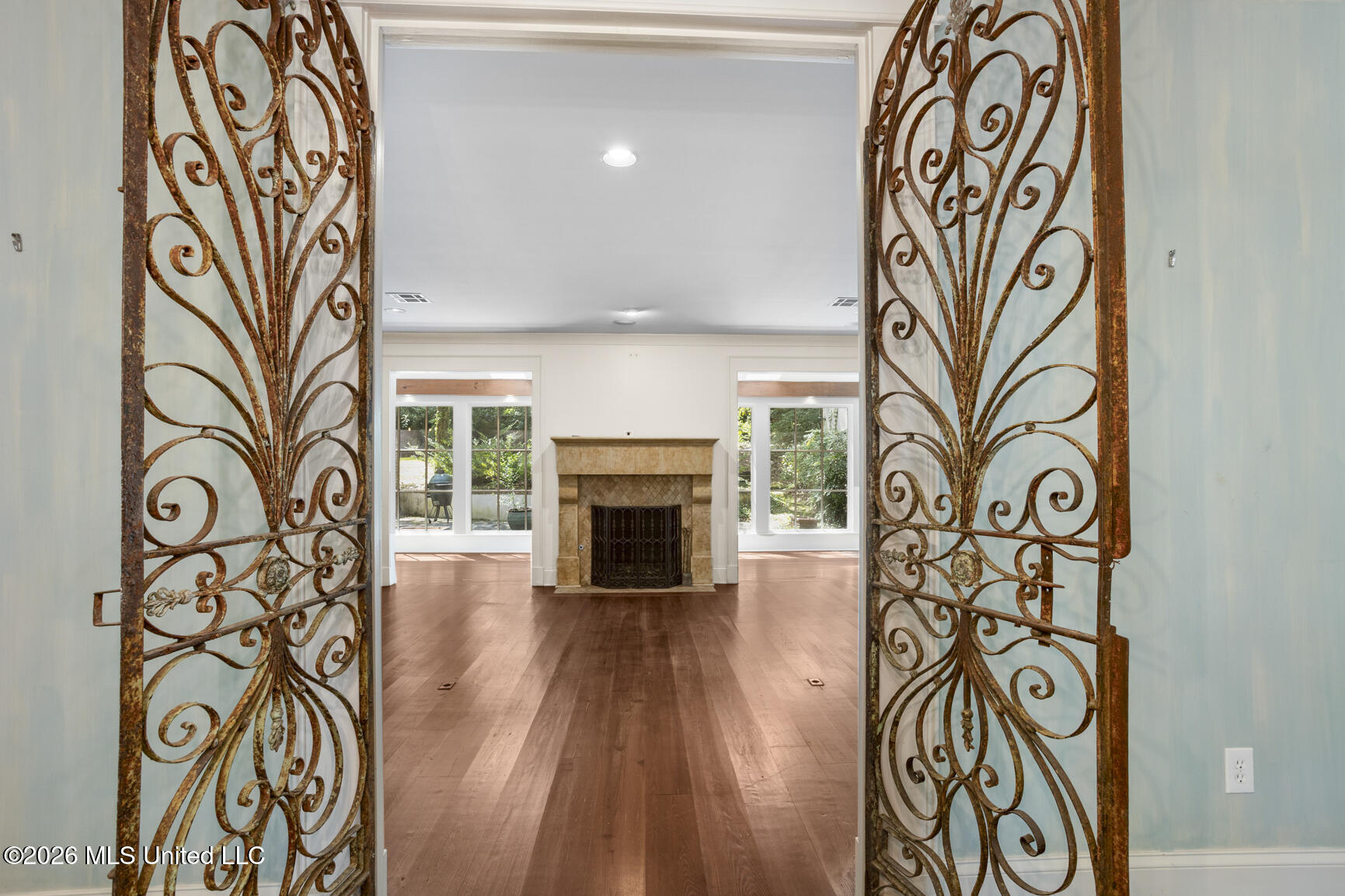 3838 Redbud Road Jackson, MS 39216 - Photo 9 of 32 3838 Redbud_jhookphotos-16
