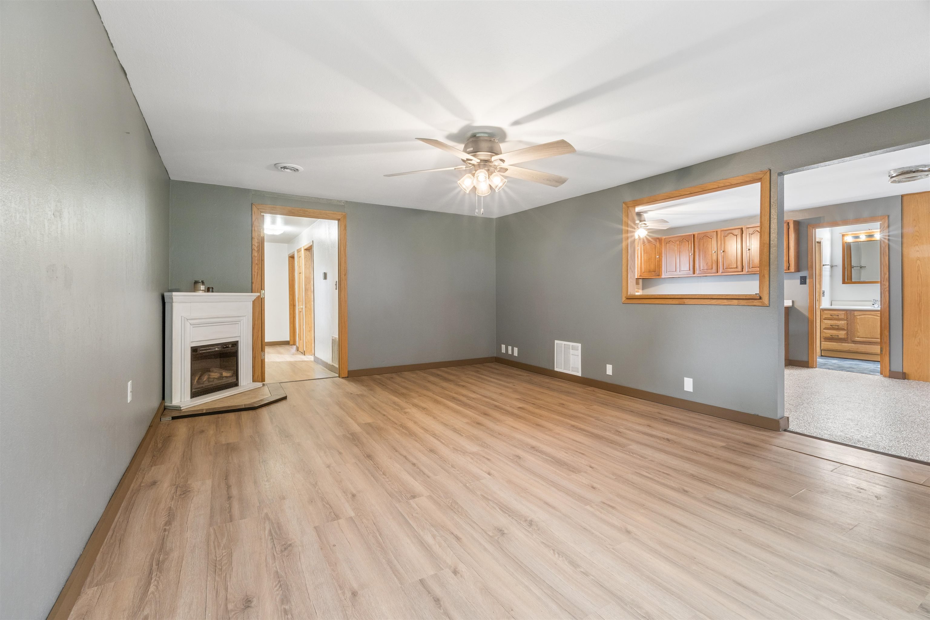 4533 Grandview Road Larsen, WI 54947 - Photo 3 of 32