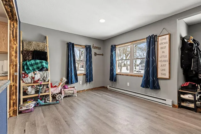 $145,000 | 302 South Oak Street, Hendricks, MN 56136