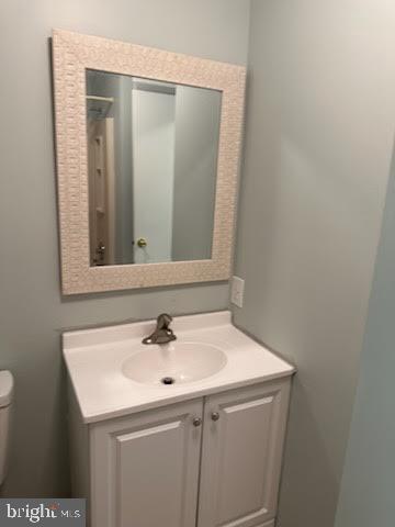 77 Kanabe Drive Westampton, NJ 08060 - Photo 20 of 30 a bathroom with a sink and a mirror