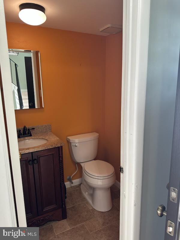 77 Kanabe Drive Westampton, NJ 08060 - Photo 9 of 30 a bathroom with a toilet and a sink
