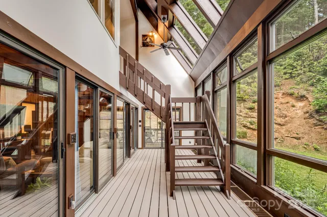 $437,900 | 79 Creekside Lane, Spruce Pine, NC 28777