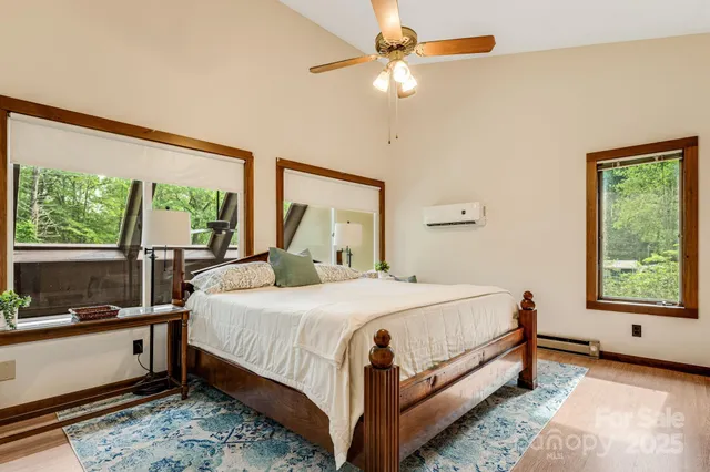 $437,900 | 79 Creekside Lane, Spruce Pine, NC 28777