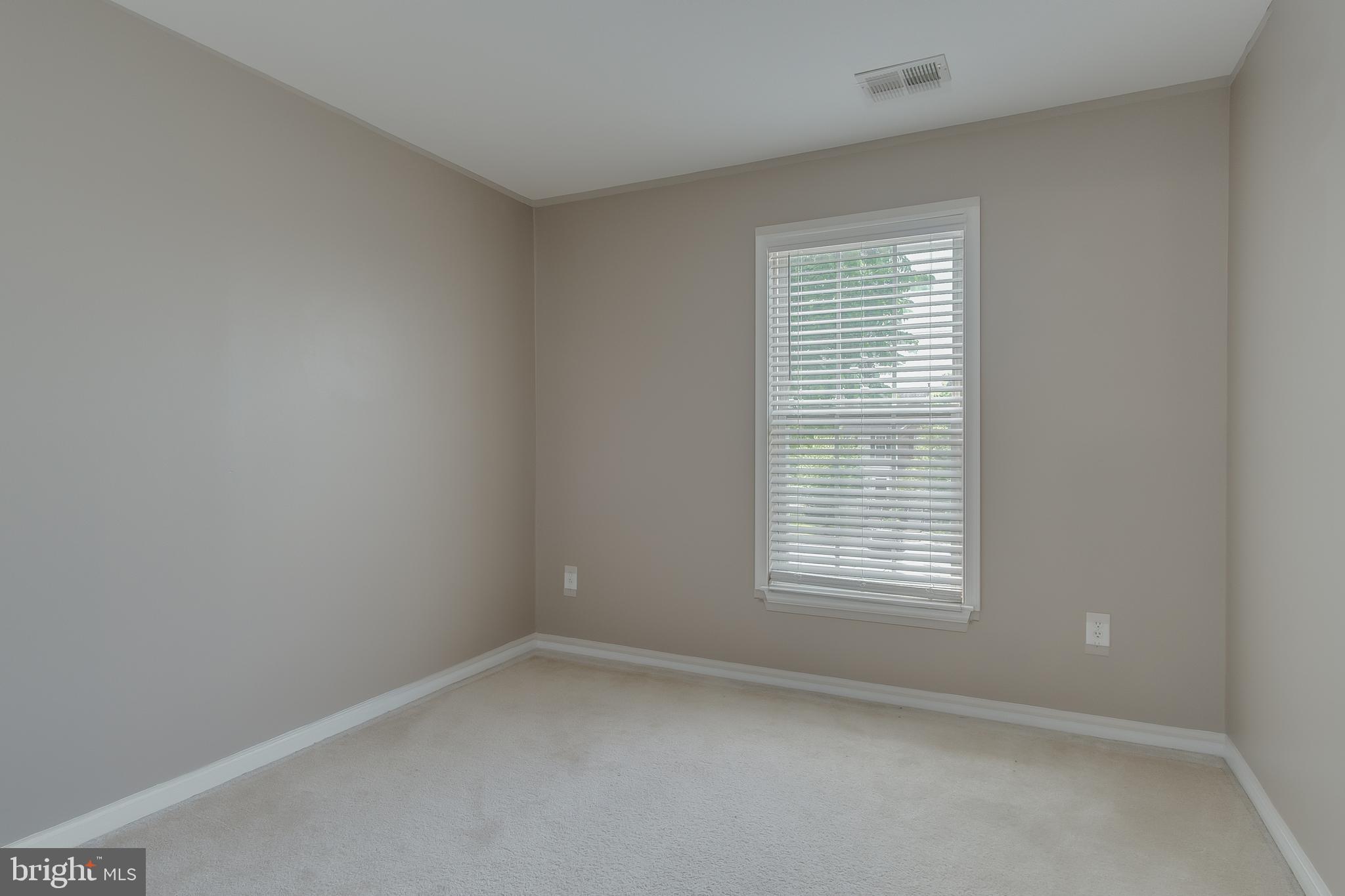 17624 Basalt Way Hagerstown, MD 21740 - Photo 20 of 37