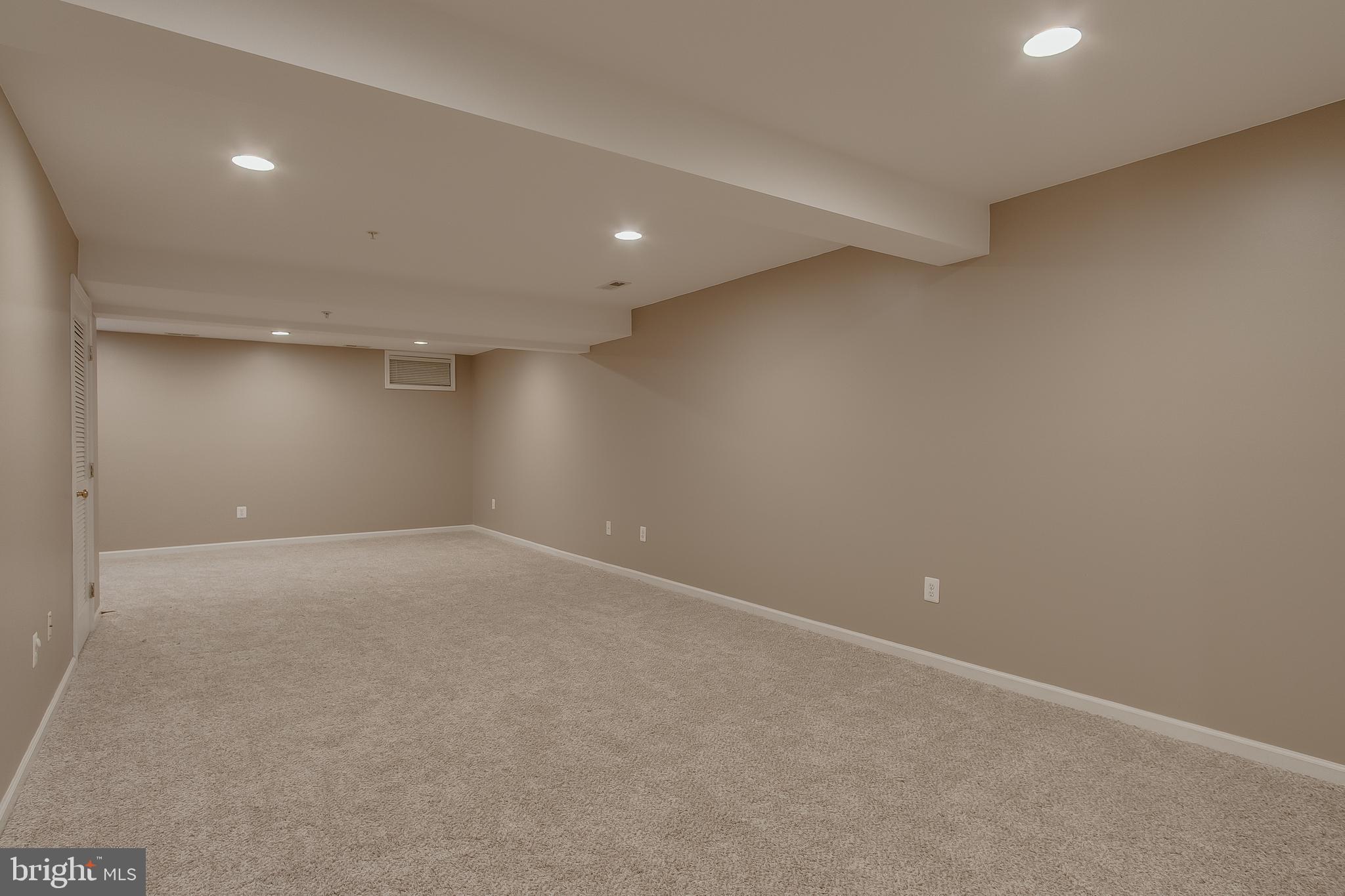 17624 Basalt Way Hagerstown, MD 21740 - Photo 23 of 37