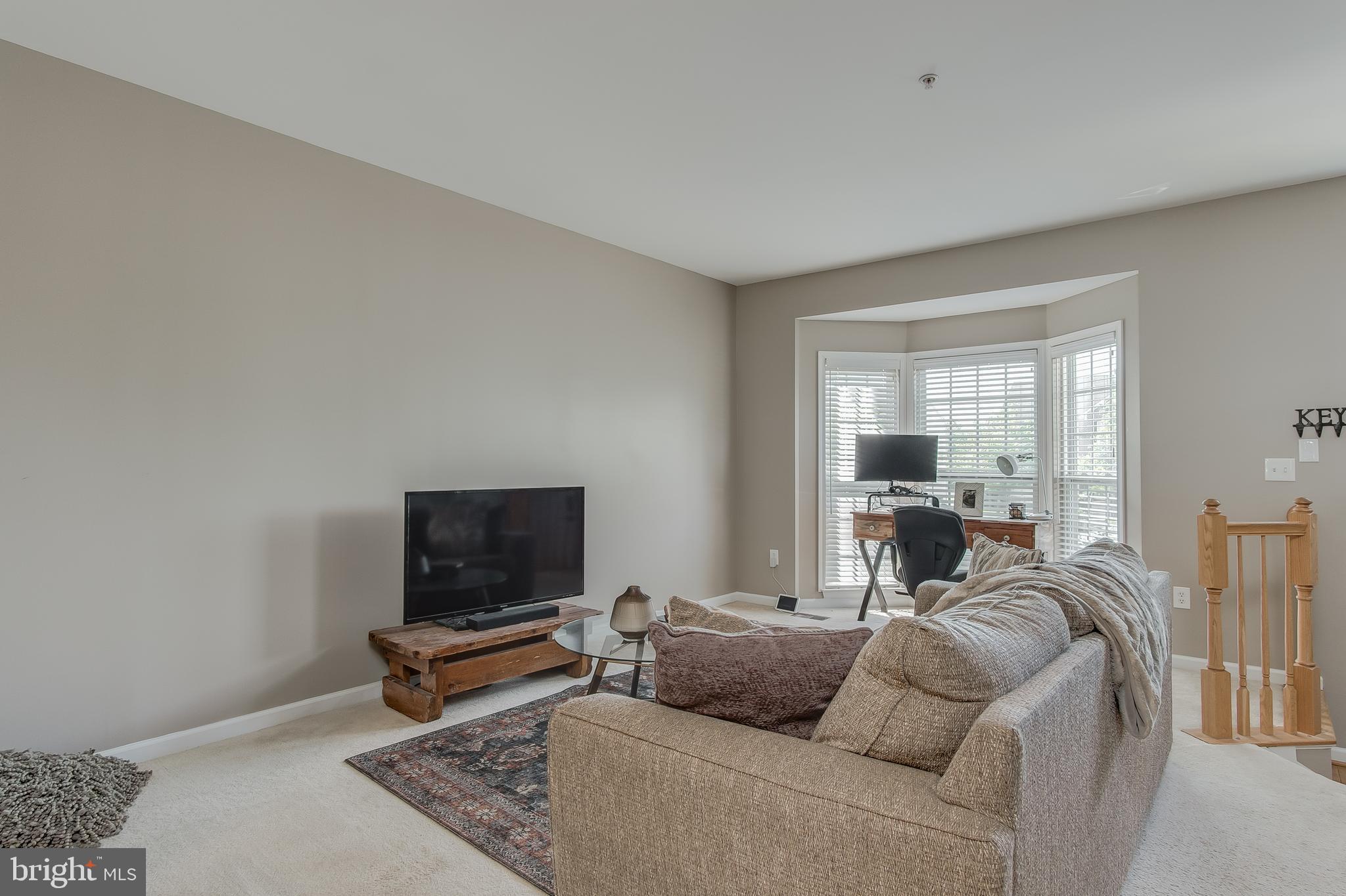 17624 Basalt Way Hagerstown, MD 21740 - Photo 3 of 37