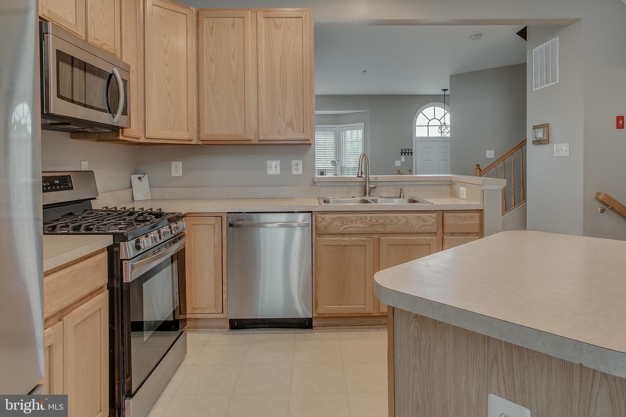 17624 Basalt Way Hagerstown, MD 21740 - Photo 8 of 37