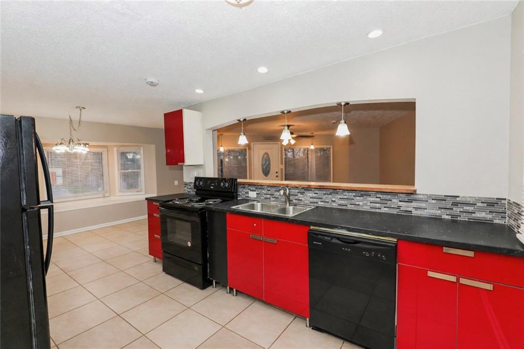 2018 Pryor Road Southwest Atlanta, GA 30315 - Photo 5 of 15