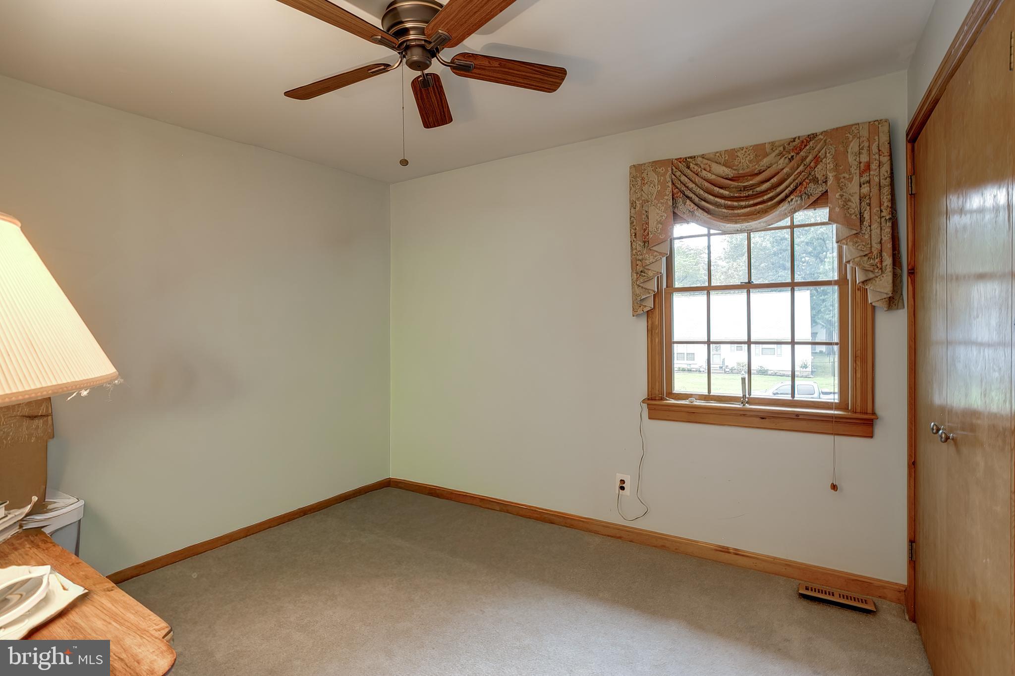 5 Henry Street Delran, NJ 08075 - Photo 28 of 32 Bedroom 4