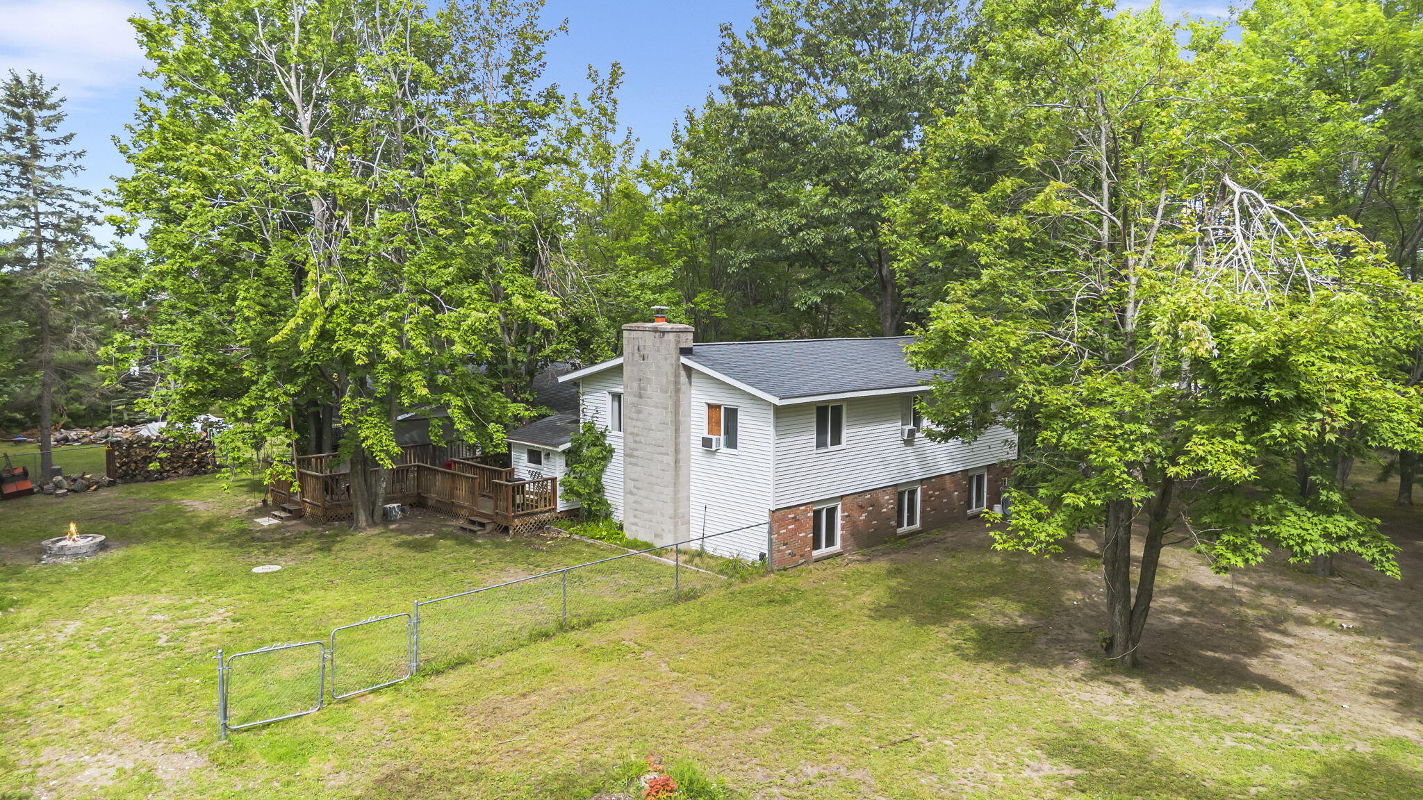 1618 Center Street Cheboygan, MI 49721 - Photo 34 of 47 Yard
