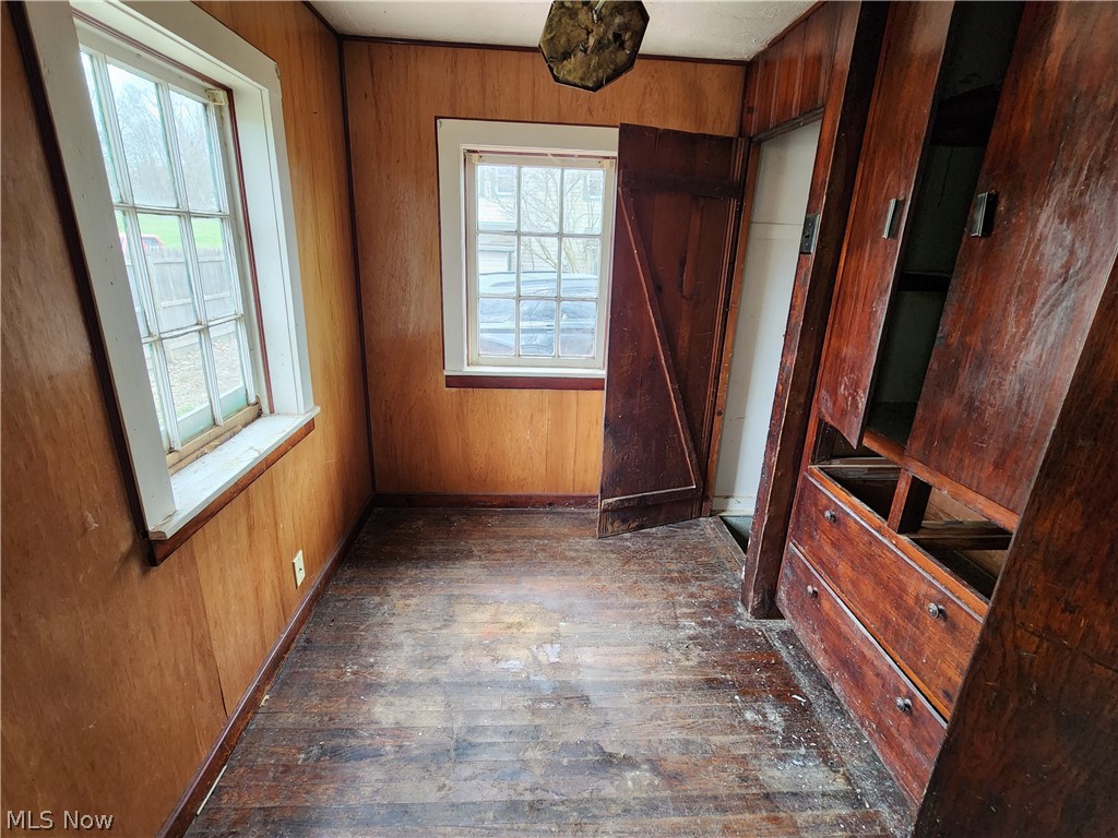 4529 Lenty Road Barberton, OH 44203 - Photo 6 of 29 Gallery Image 6