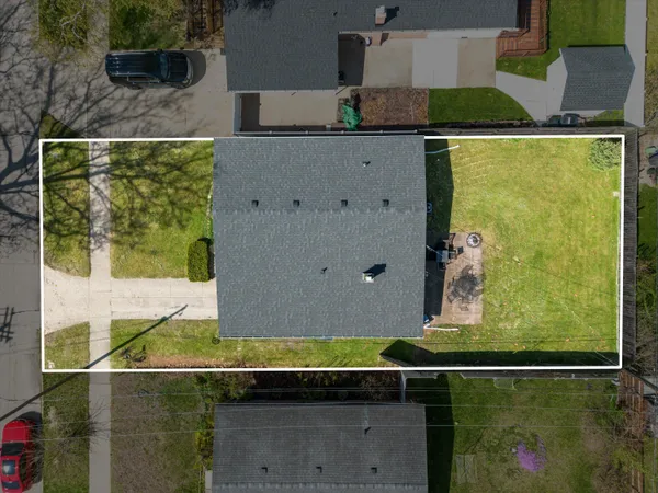 $210,000 | 473 Darwin Street, Westland, MI 48186