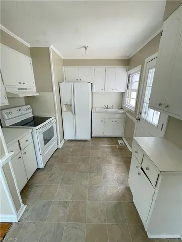 $1,500 | 2307 Maywood Street, Greensboro, NC 27403