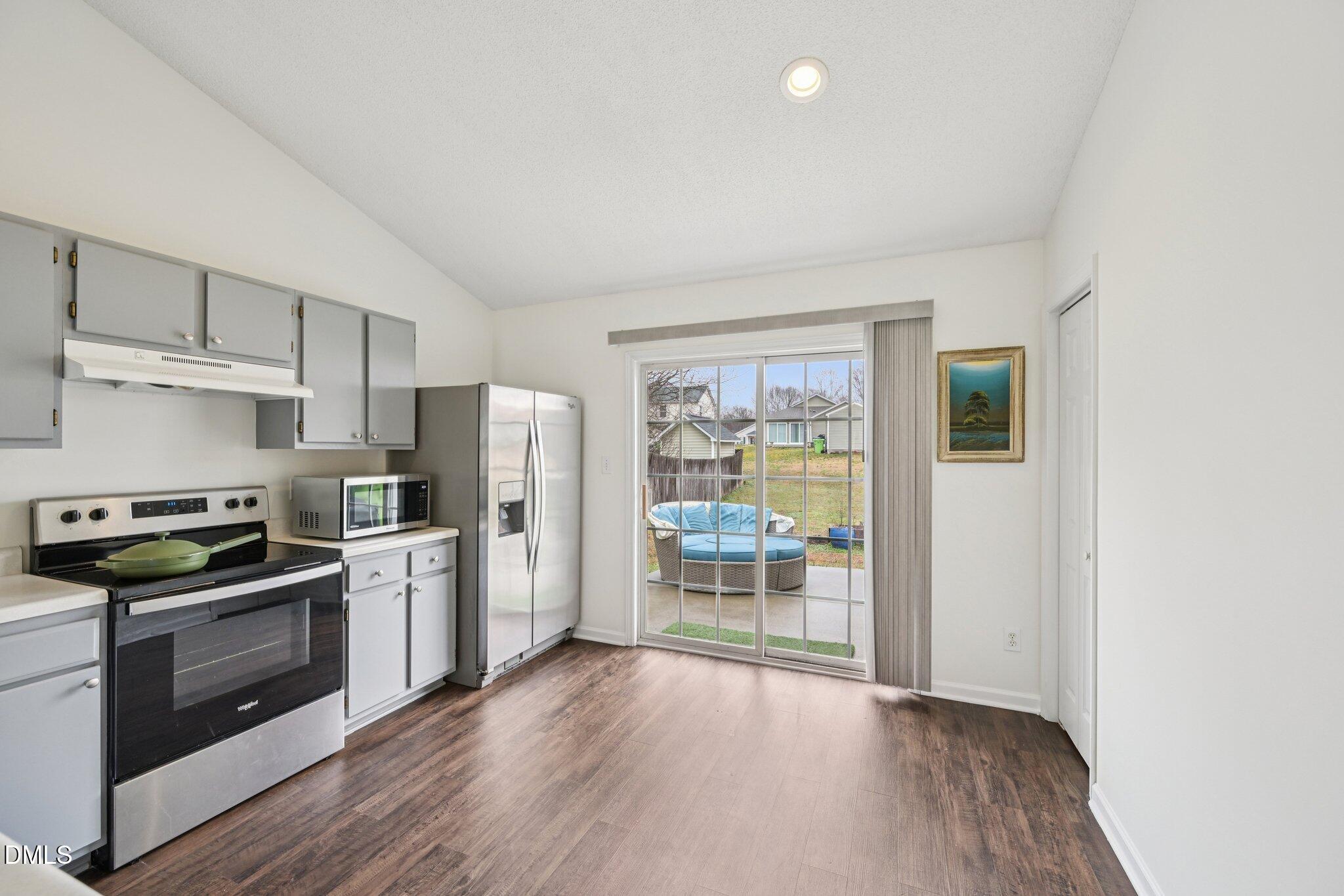 5004 Silverdene Street Raleigh, NC 27616 - Photo 15 of 34 15-web-or-mls-Silverdene St-S2802-015
