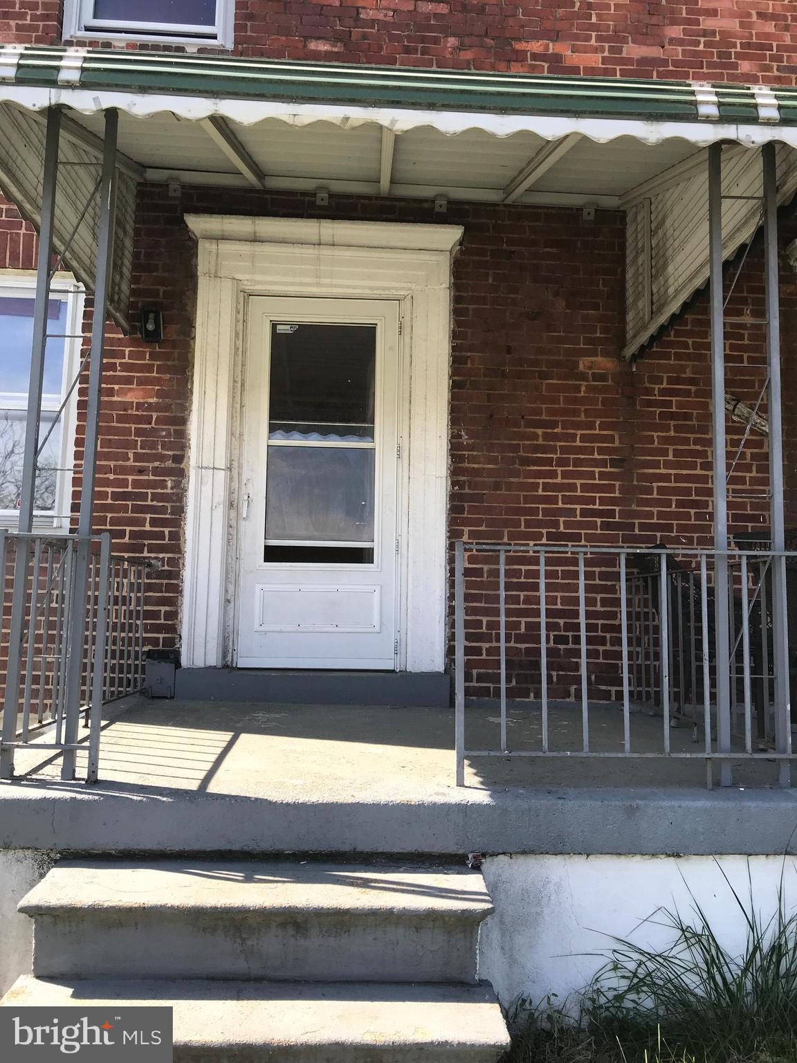 734 Roundview Road Baltimore, MD 21225 - Photo 2 of 22 Front Porch View