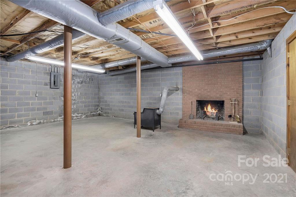 2207 Snuggs Park Road Albemarle, NC 28001 - Photo 18 of 30 Gallery Image 18