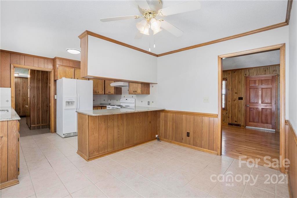 2207 Snuggs Park Road Albemarle, NC 28001 - Photo 7 of 30 Gallery Image 7