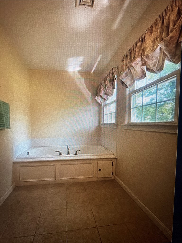 48 Patrick Way Warwick, RI 02886 - Photo 14 of 21