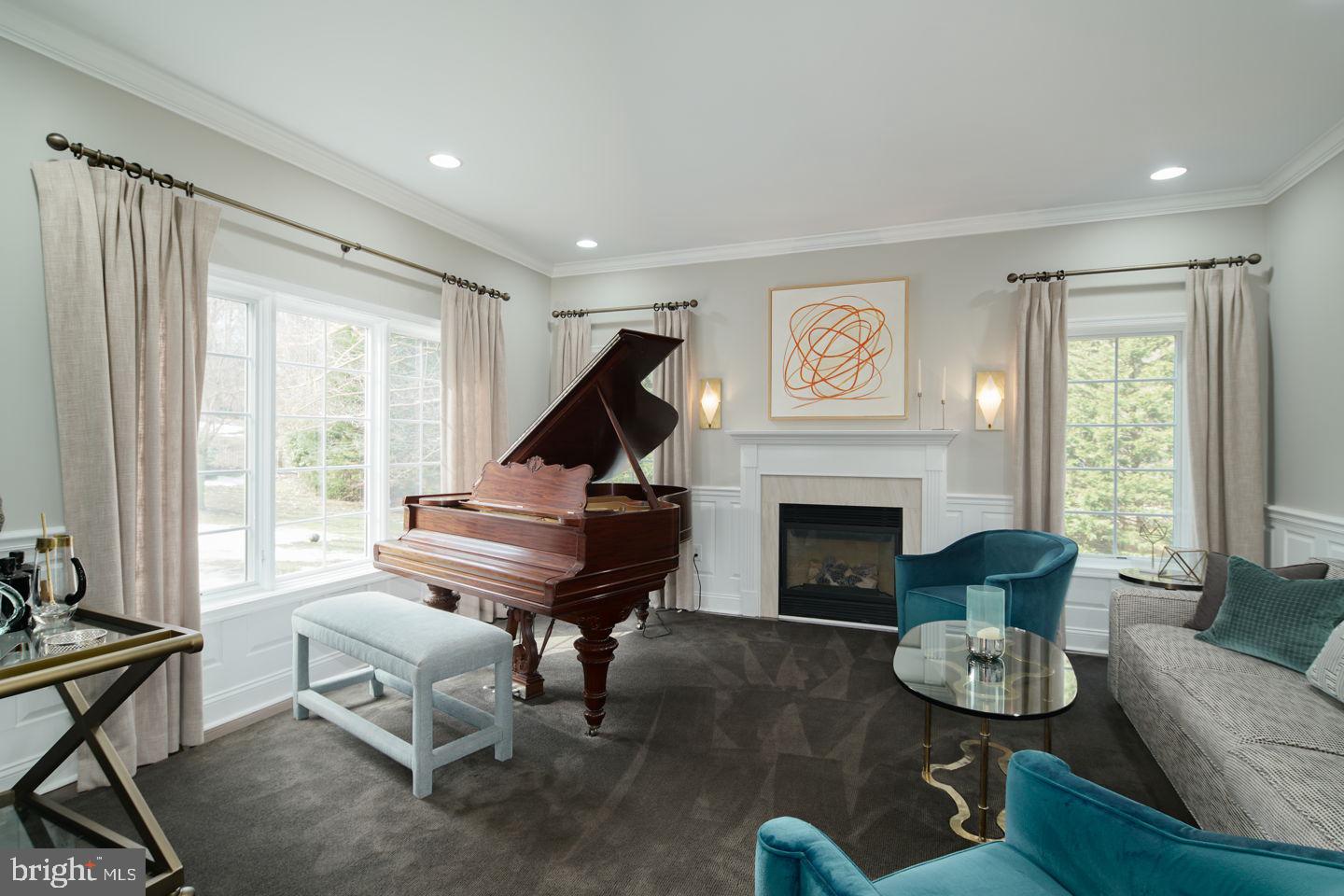 623 Broad Acres Road Penn Valley, PA 19072 - Photo 12 of 31 Living/Sitting Room with fireplace