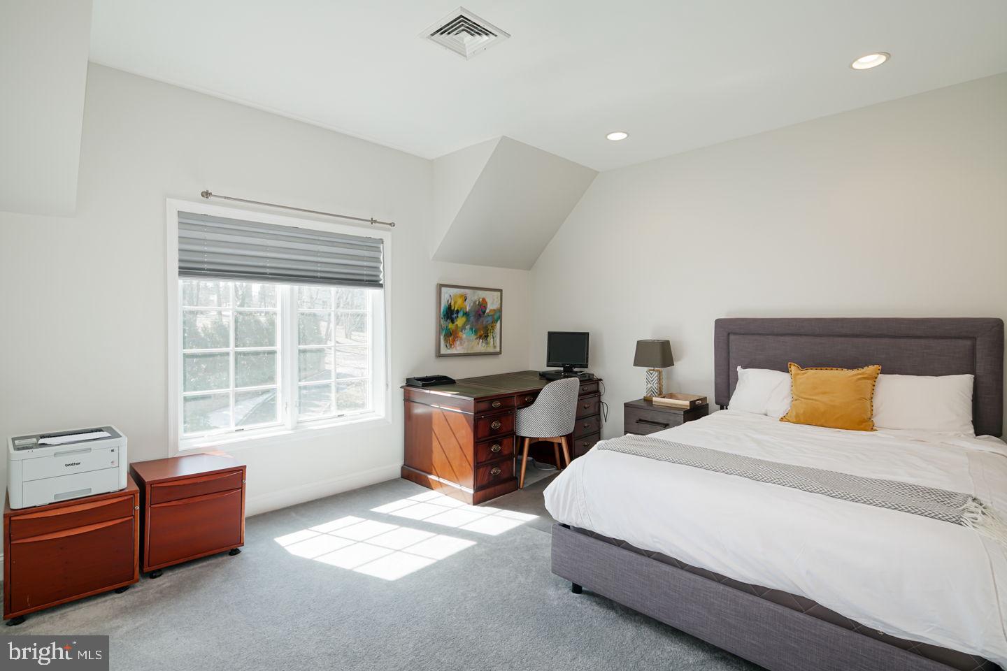 623 Broad Acres Road Penn Valley, PA 19072 - Photo 23 of 31