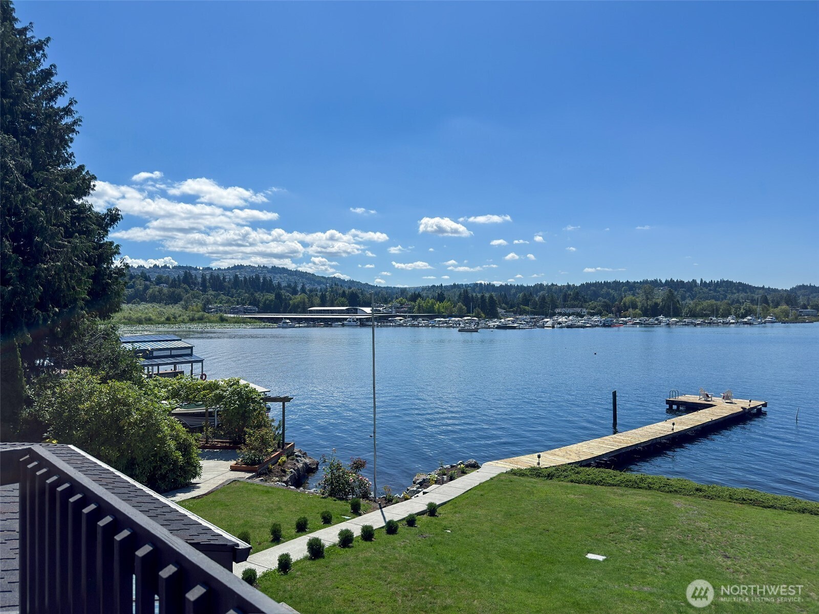 11055 Southeast Lake Road Bellevue, WA 98004 - Photo 20 of 20