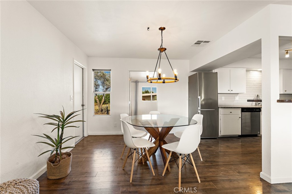 7453 Olympic Road Joshua Tree, CA 92252 - Photo 12 of 39