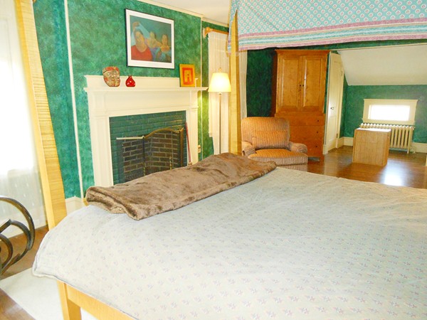 18 Southbourne Road Boston, MA 02130 - Photo 11 of 13