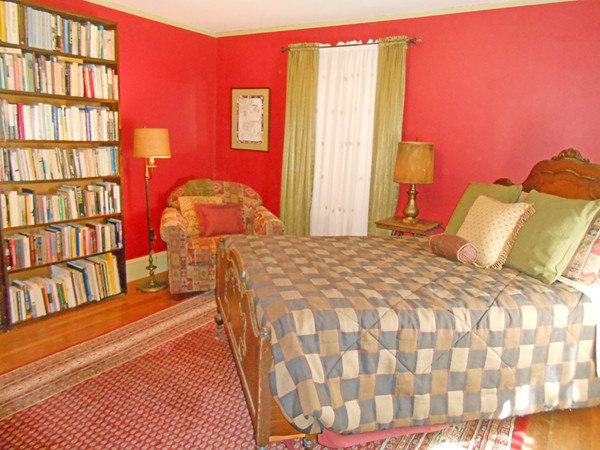 18 Southbourne Road Boston, MA 02130 - Photo 12 of 13