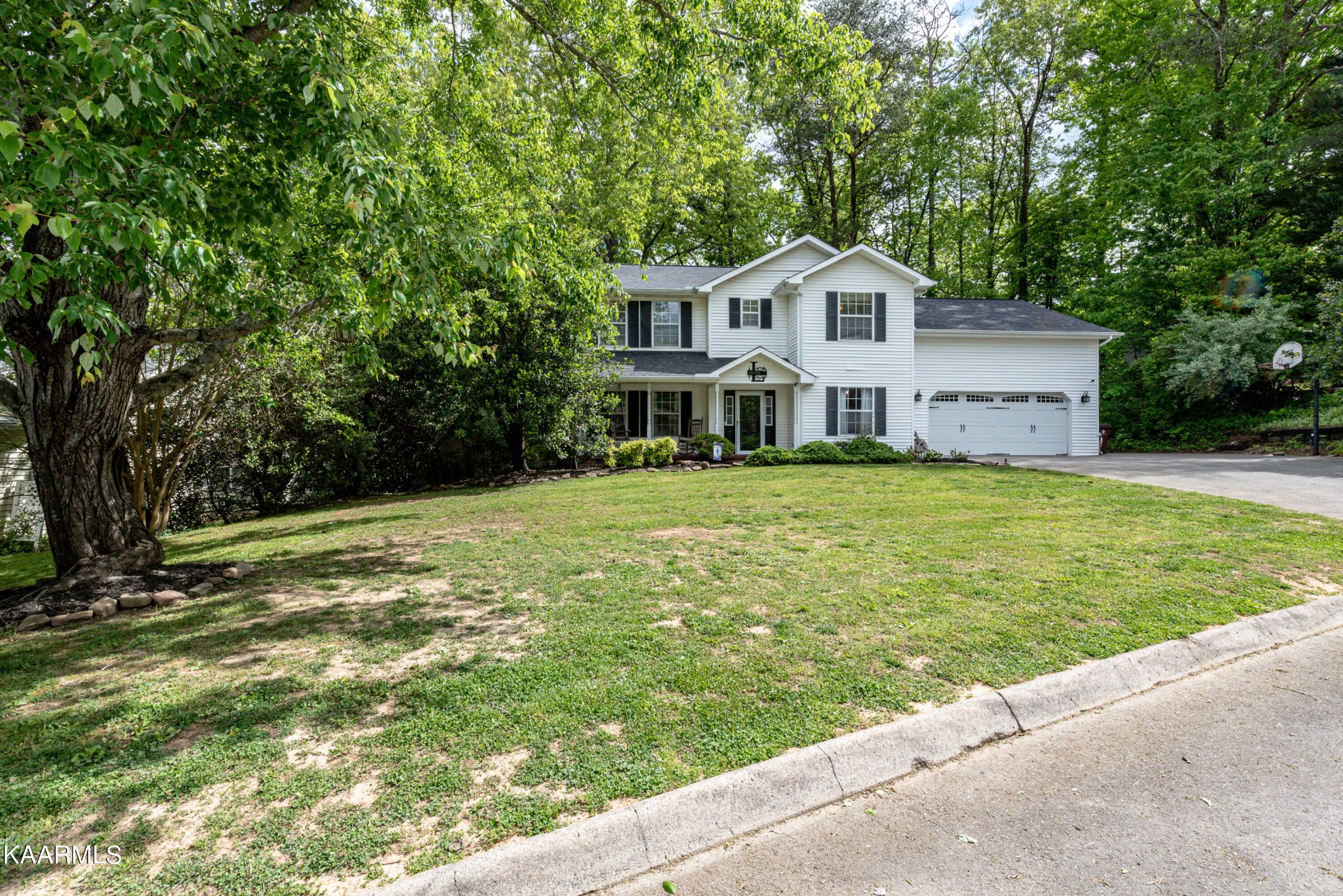 105 English Court Oak Ridge, TN 37830 - Photo 4 of 42 Gallery Image 4
