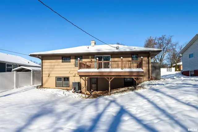 $157,500 | 809 Cimarron Drive, Davenport, IA 52804