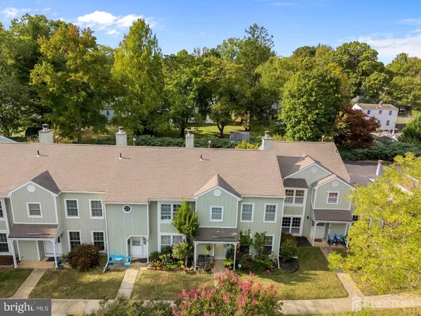 $2,900 | 5 Pond View Drive, Plainsboro, NJ 08536