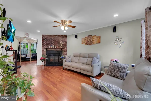 $2,900 | 5 Pond View Drive, Plainsboro, NJ 08536