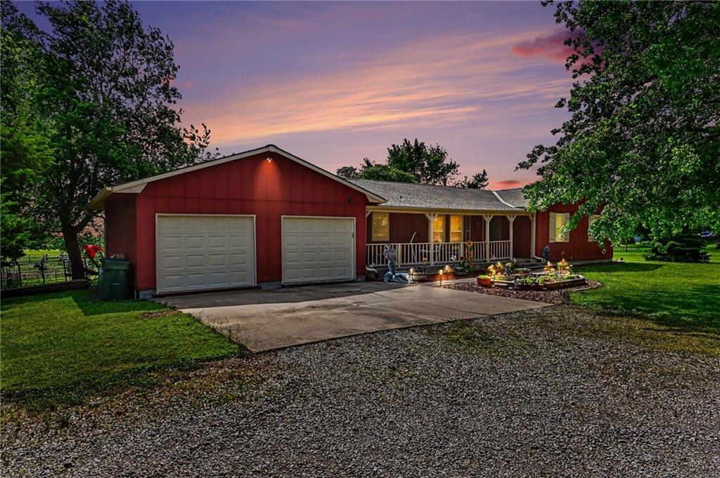 1301 West 8th Street Edgerton, KS 66021 - Photo 1 of 38