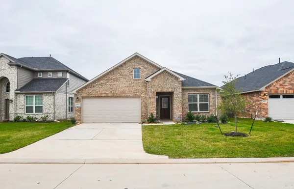 $2,400 | 17811 Chartertree Lane, Tomball, TX 77377
