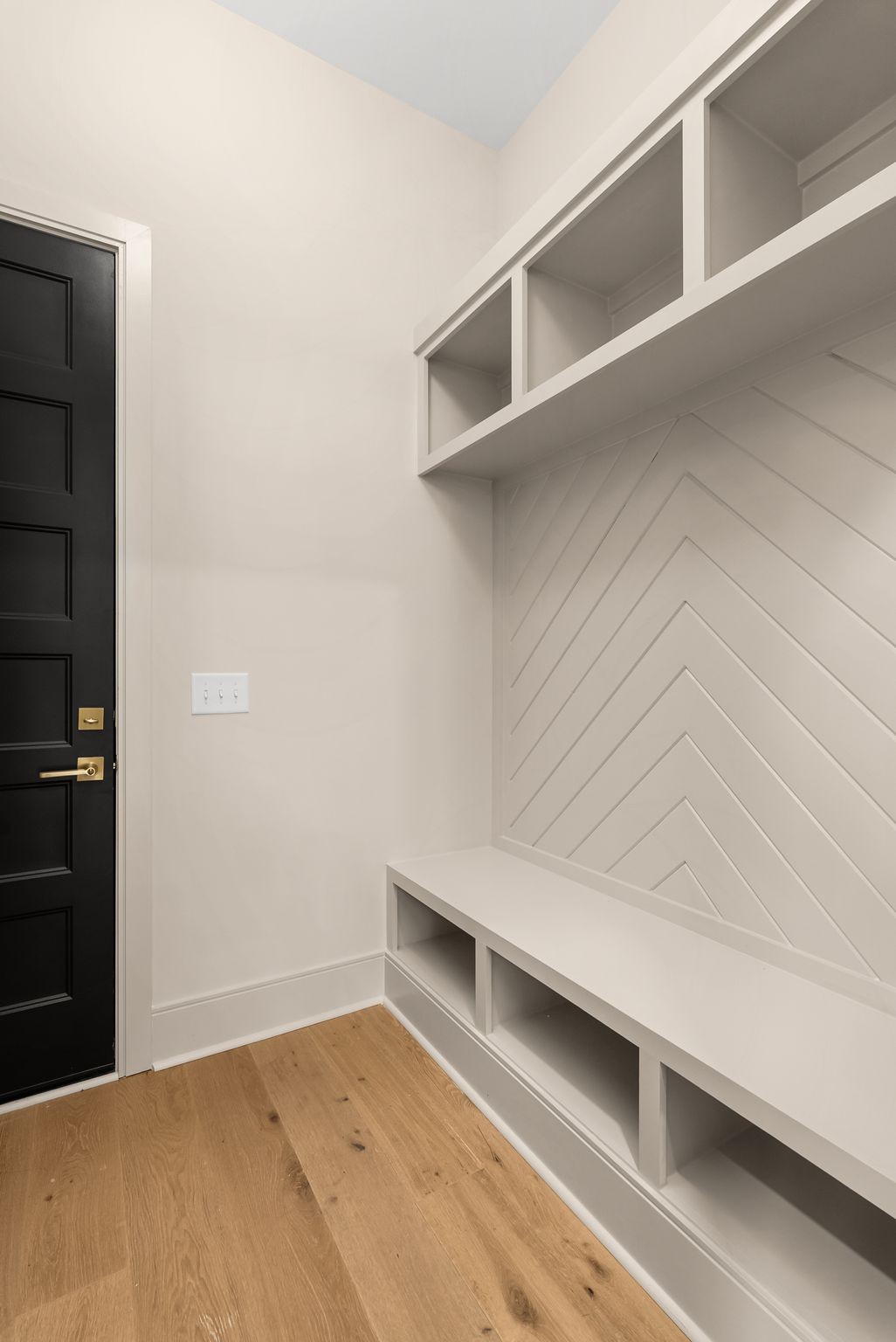 2306 Riverside Drive Nashville, TN 37216 - Photo 13 of 44 a view of an empty room