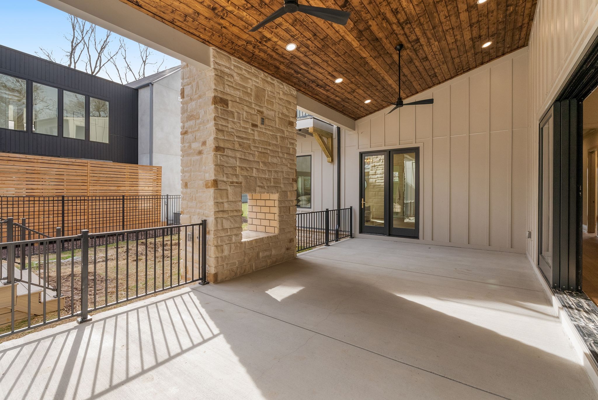 2306 Riverside Drive Nashville, TN 37216 - Photo 19 of 44 a view of a balcony