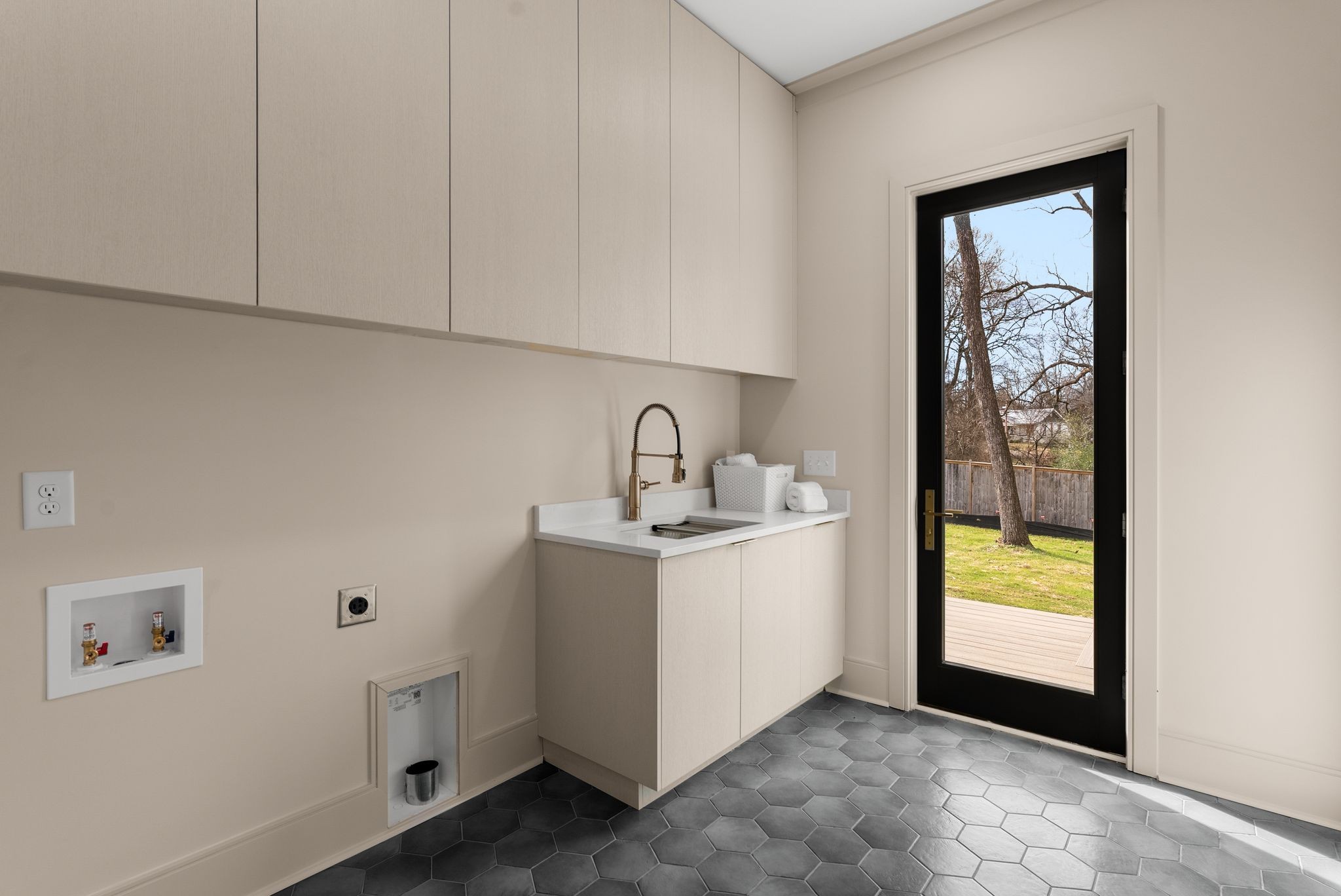 2306 Riverside Drive Nashville, TN 37216 - Photo 23 of 44 a view of utility room