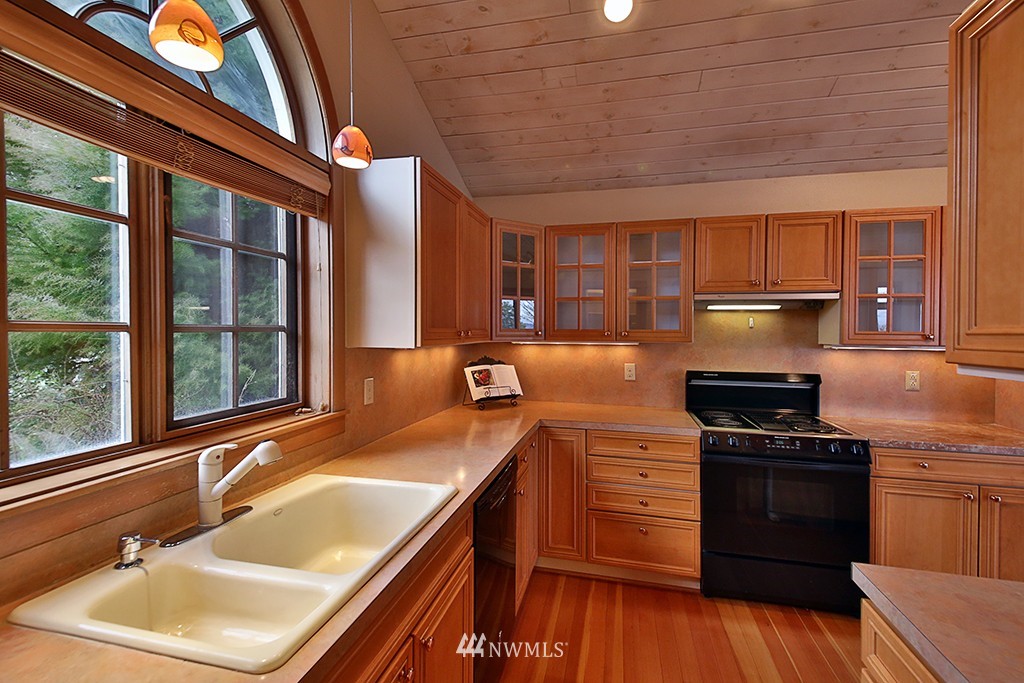 4419 Witter Road Langley, WA 98260 - Photo 10 of 25 Gallery Image 10