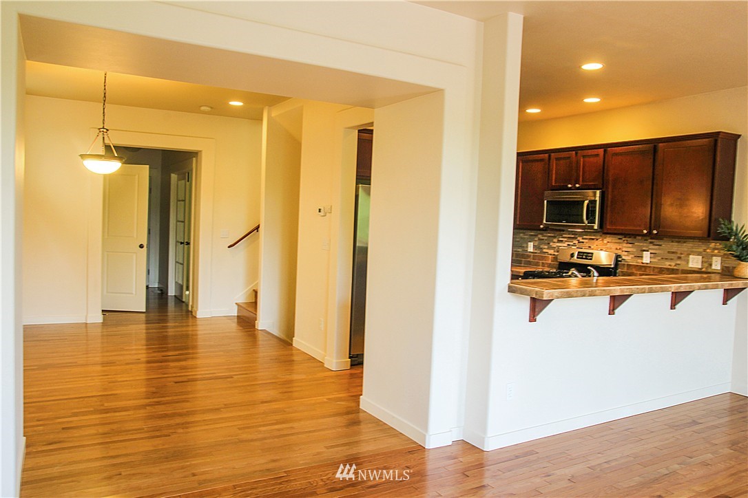 24108 39th Court Southeast, Unit 3 Bothell, WA 98021 - Photo 4 of 16