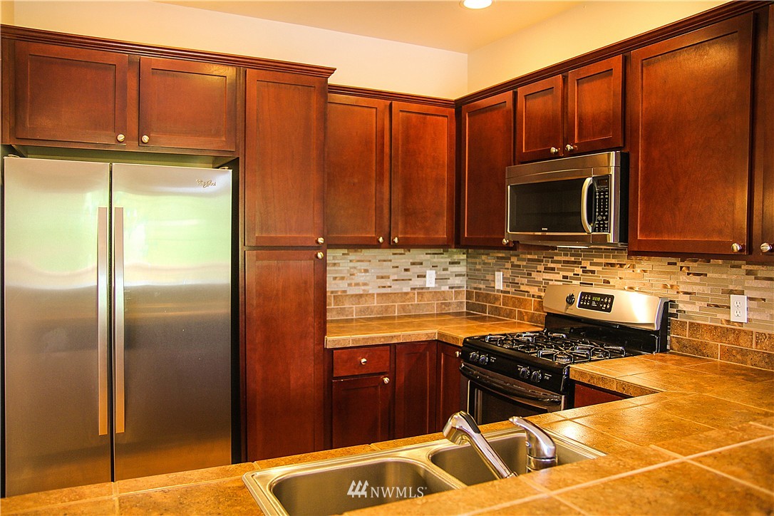 24108 39th Court Southeast, Unit 3 Bothell, WA 98021 - Photo 5 of 16