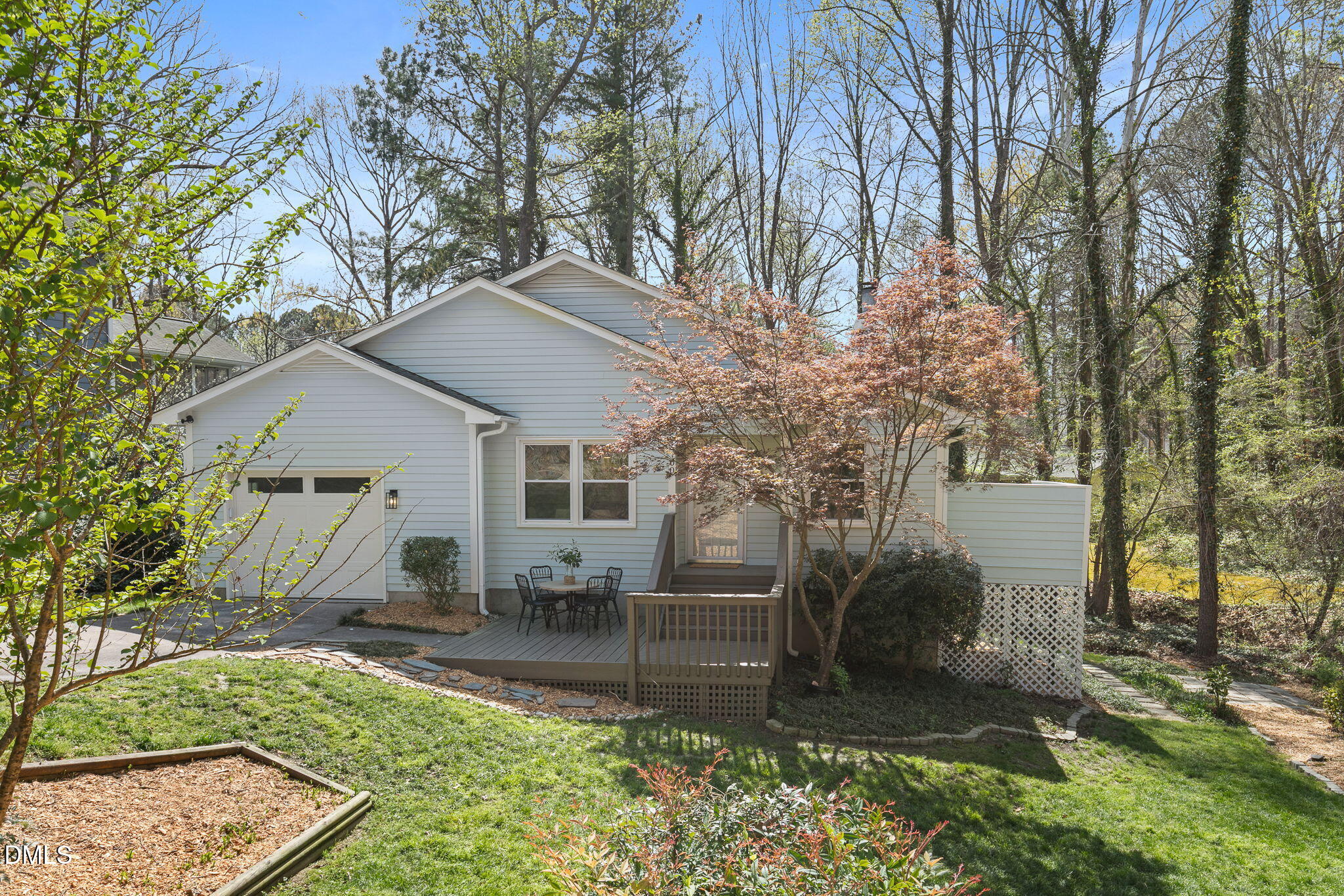 1-web-or-mls-1700 Valley Run-1