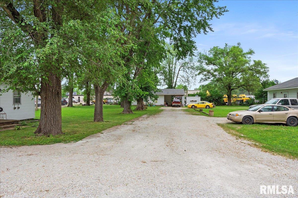 730 North Dirksen Parkway Springfield, IL 62702 - Photo 4 of 24
