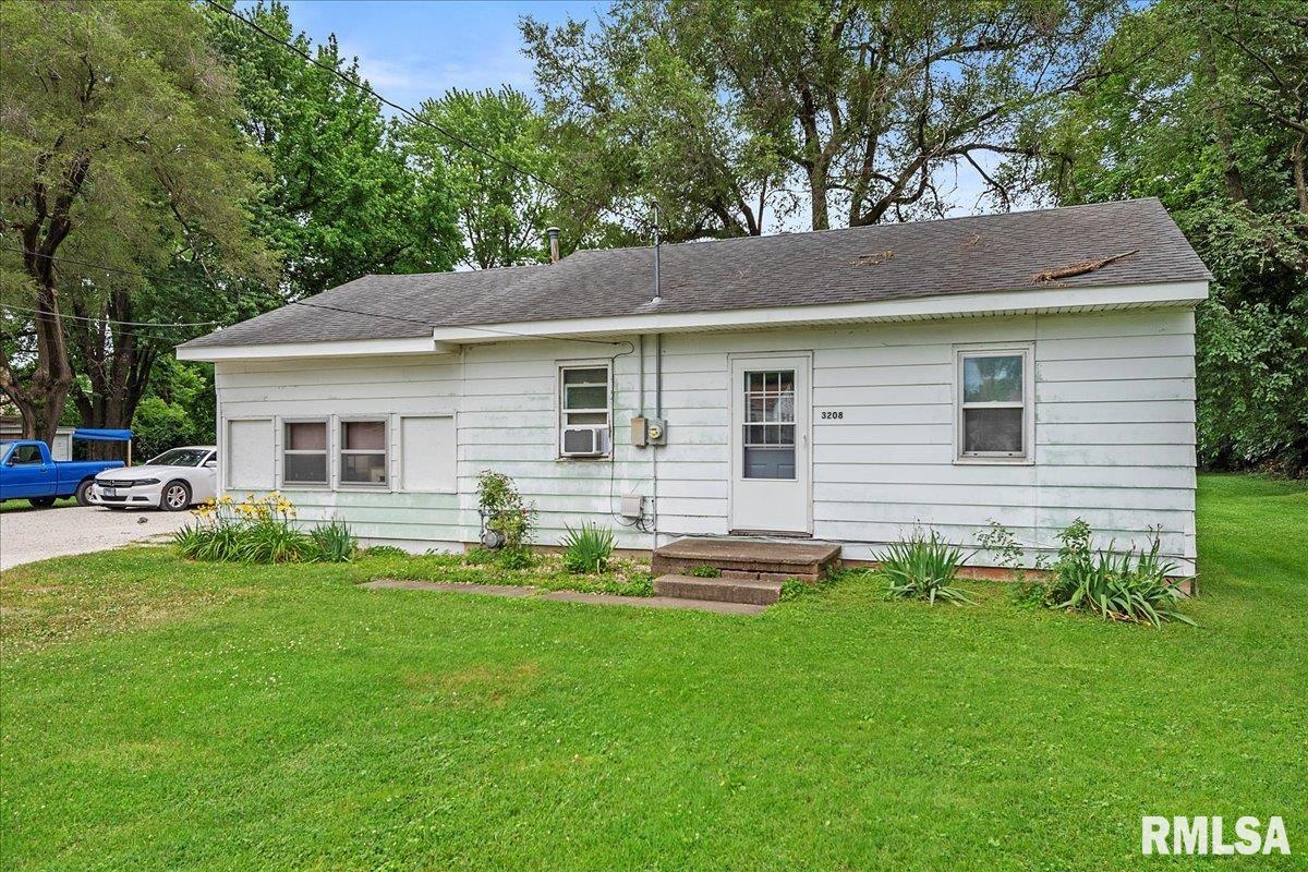 730 North Dirksen Parkway Springfield, IL 62702 - Photo 9 of 24