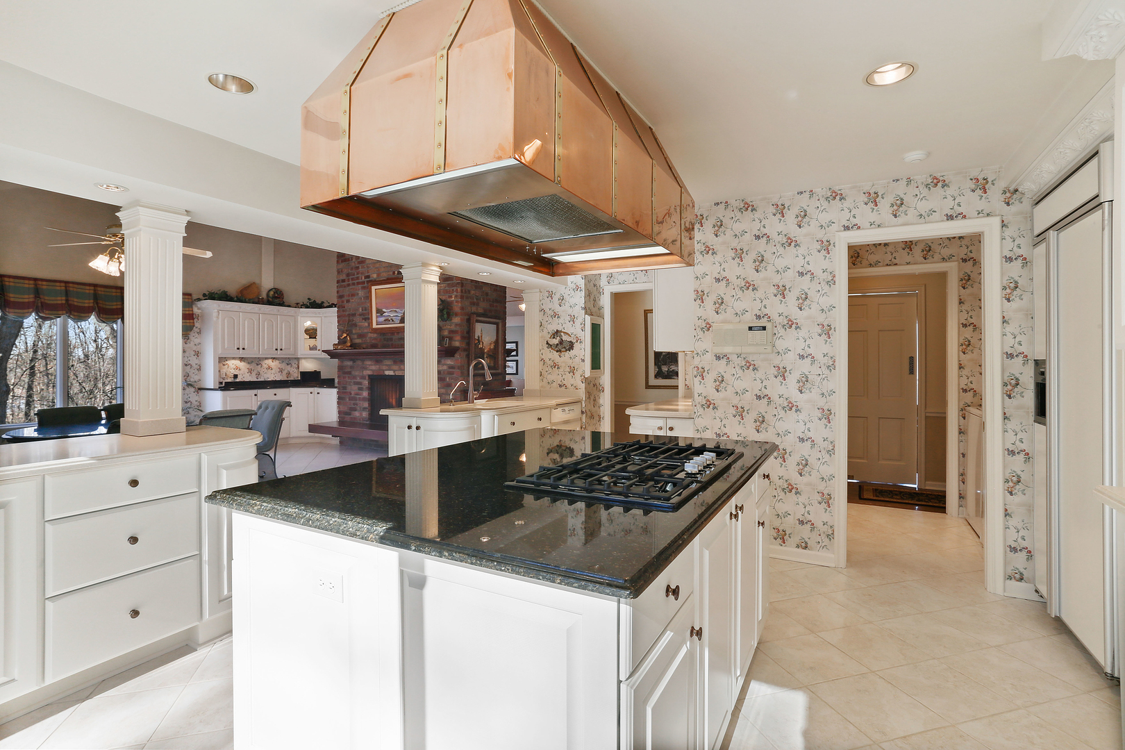 43 Ramsgate Drive Palos Park, IL 60464 - Photo 35 of 50 a kitchen with granite countertop a sink stove and cabinets