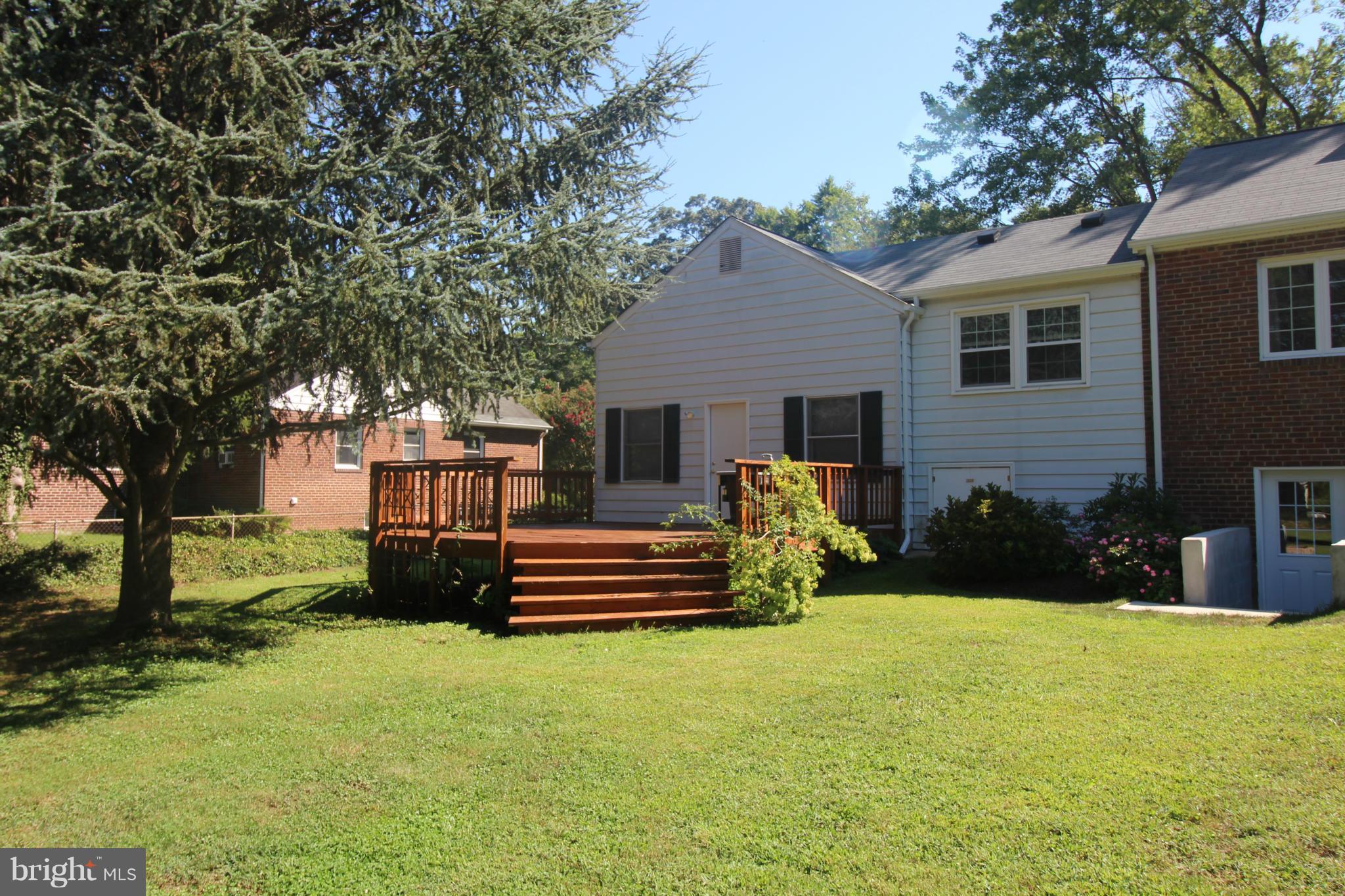 3716 Nalls Road Alexandria, VA 22309 - Photo 12 of 17 Exterior (Rear)