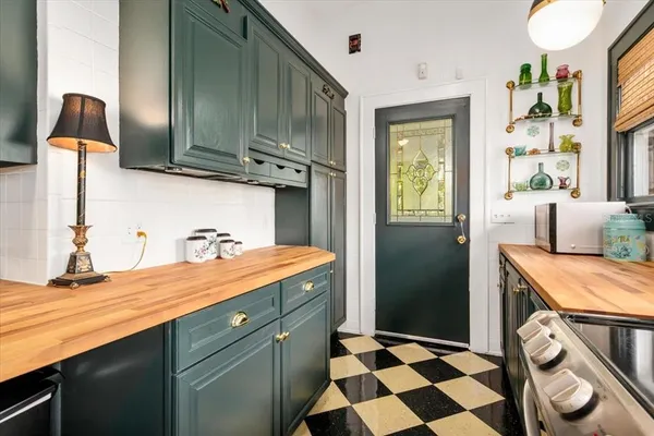 $1,249,500 | 2326 2nd Avenue East, Bradenton, FL 34208