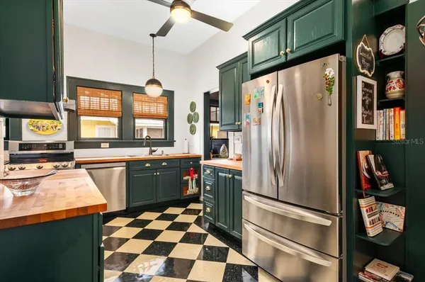 $1,249,500 | 2326 2nd Avenue East, Bradenton, FL 34208